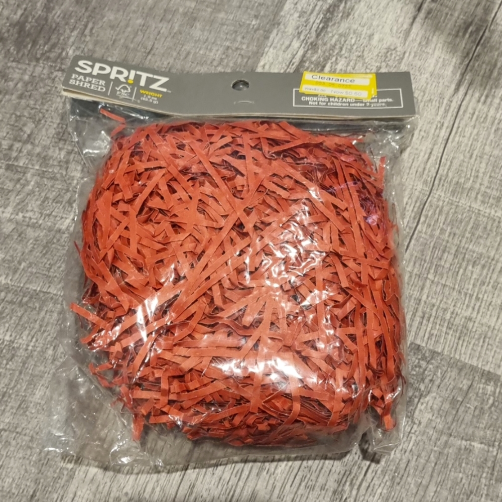 🆓️W/PURCHASE Red Paper Shred